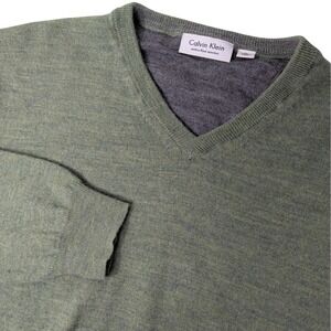 Calvin Klein Men Extra Fine Merino Wool V-Neck Sweater Green XL